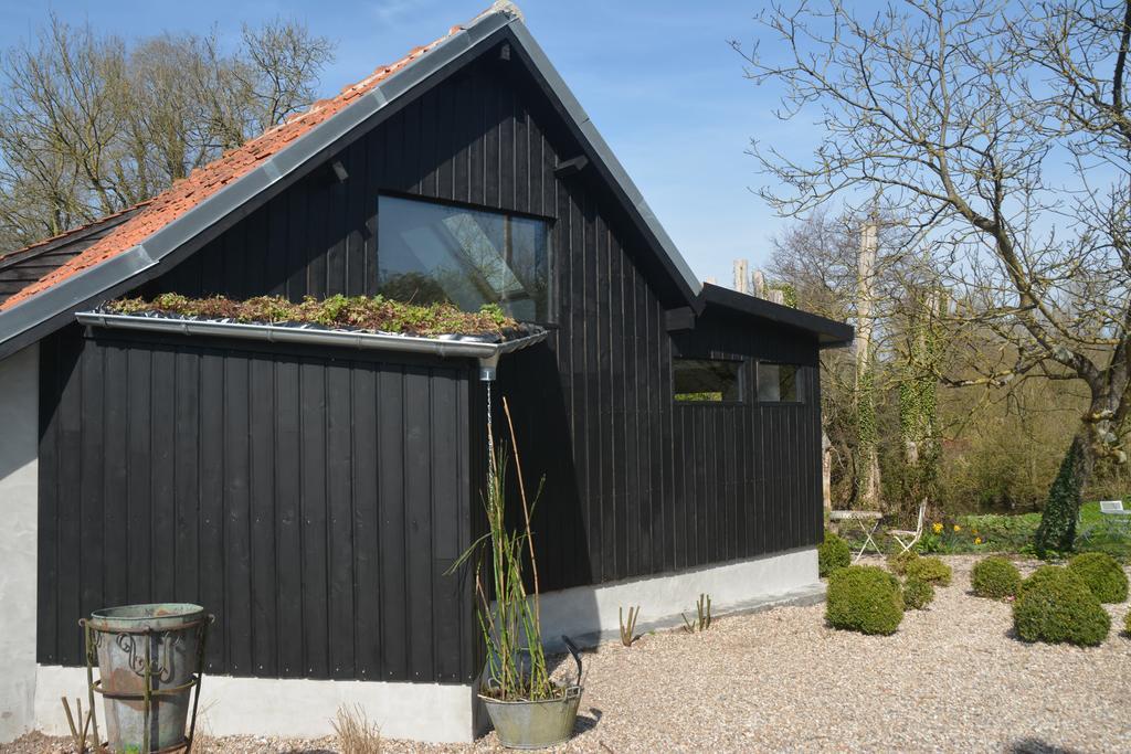 Chambres D'Hotes, Gites La Petite Madeleine La Madelaine-sous-Montreuil Exterior photo